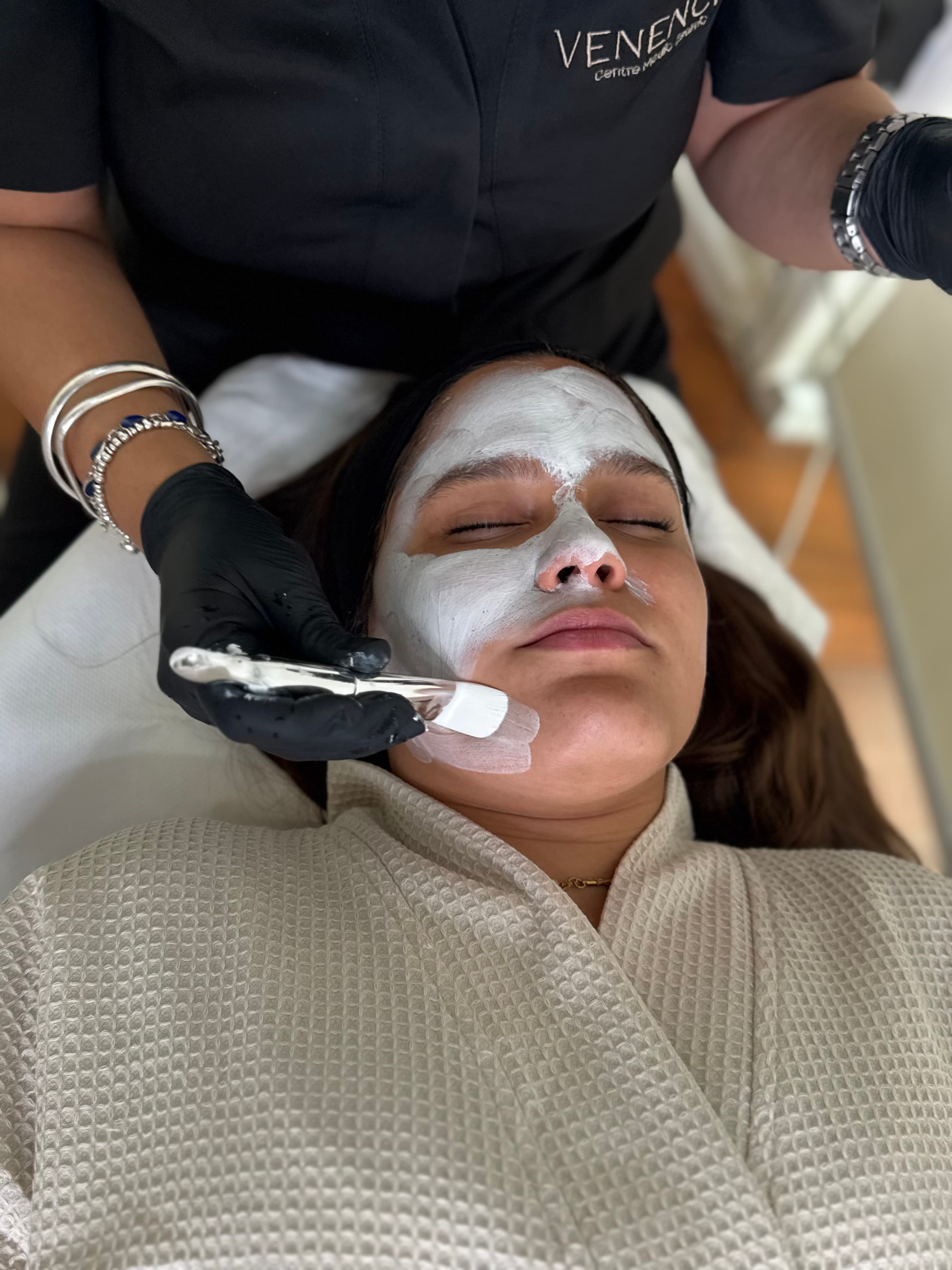 Limpieza Facial Renovadora